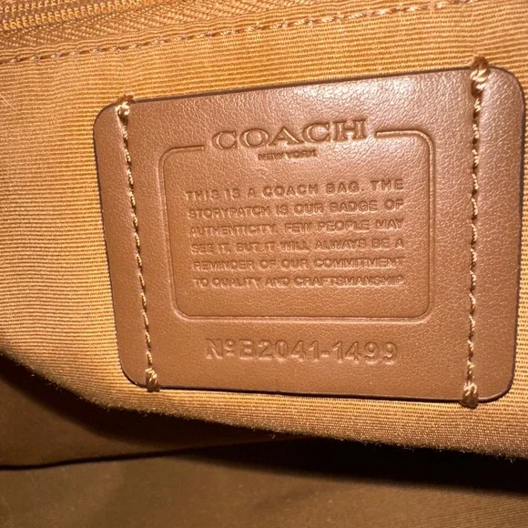 Coach Ivory Signature C Gallery Tote - Picture 8 of 14